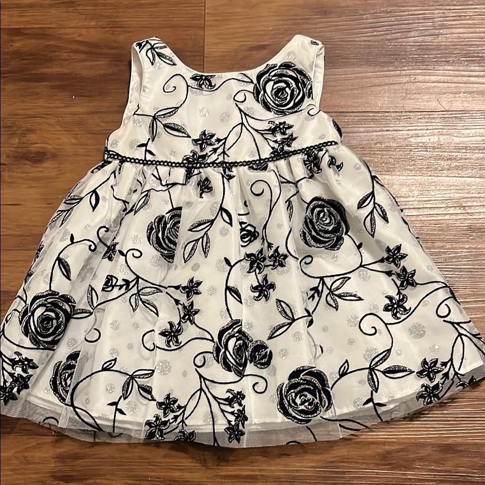 Black and White Sleeveless A-line Sundress for Cocktail